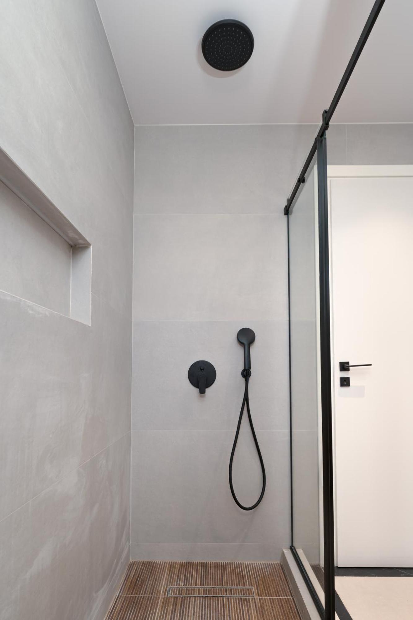 Chic Apartment-2 Bathrooms * Athene