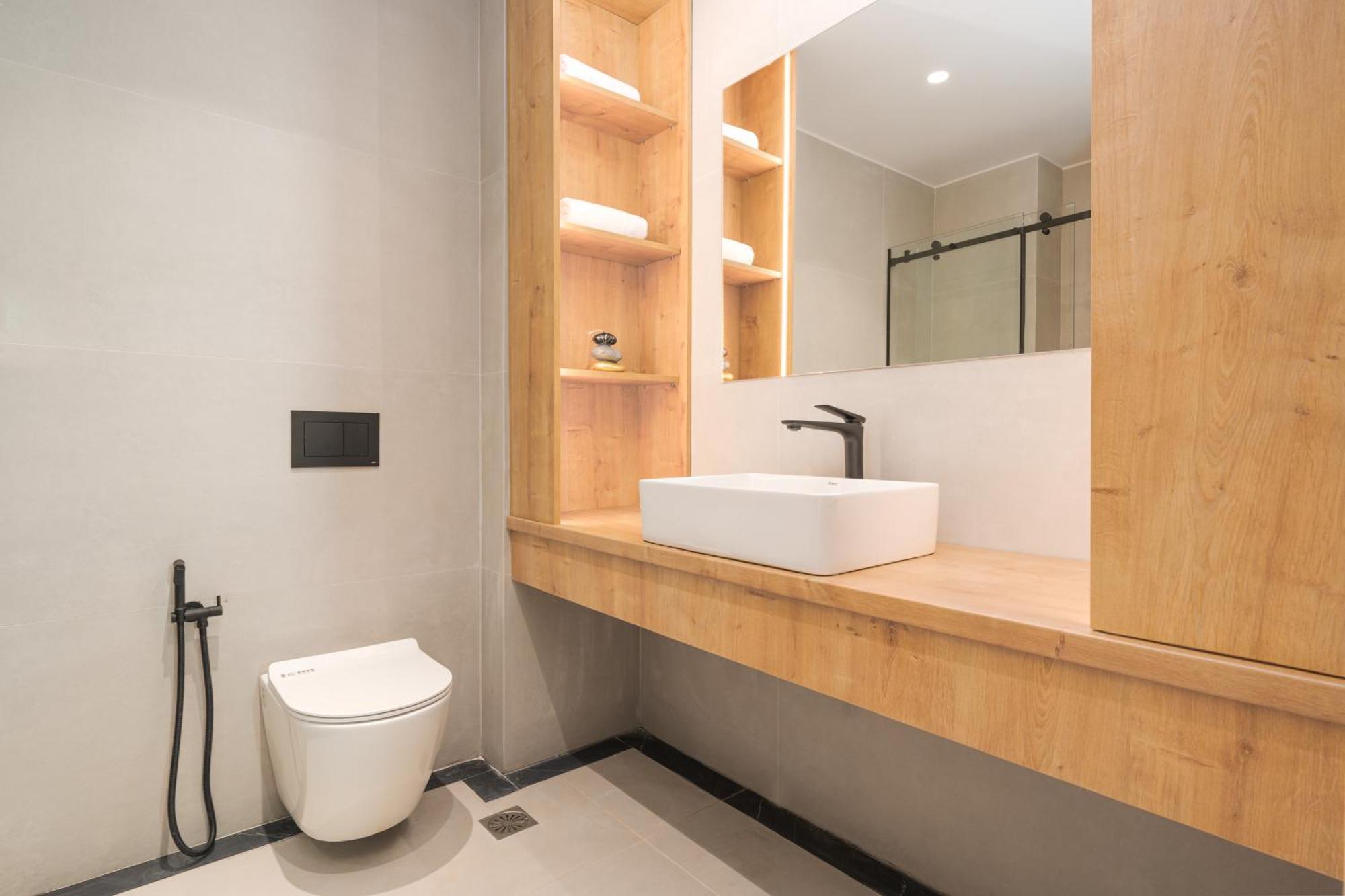 Chic Apartment-2 Bathrooms *